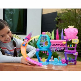 DreamWorks Trolls Band Together Mount Rageous Playset and Poppy Doll