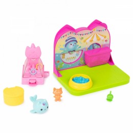 DreamWorks Gabby's Dollhouse Kitty Narwhal's Carnival Room with Surprise Toys and Dollhouse Furniture
